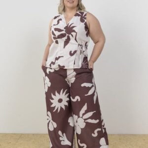 Chocolate & Cream Contrast Floral Set