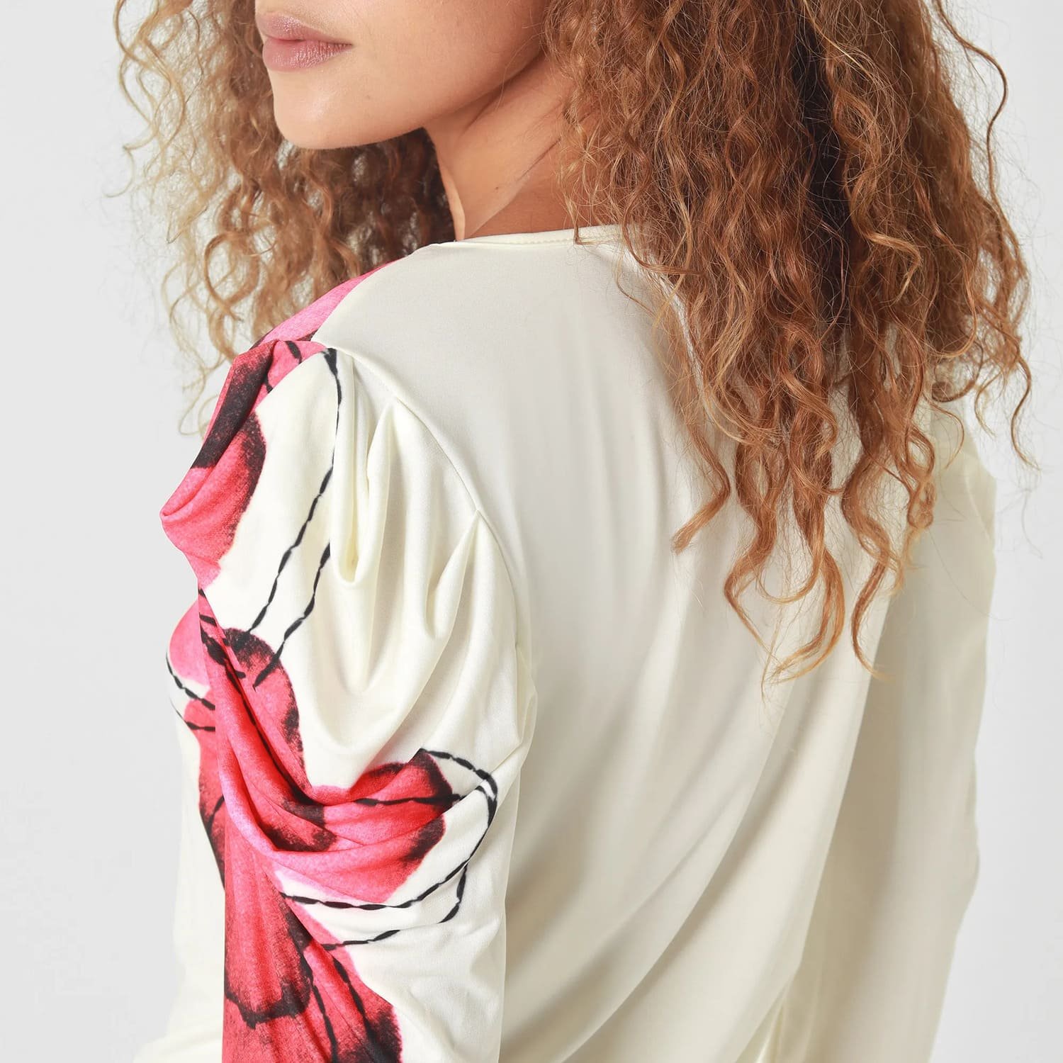 Asymmetric Floral Lantern Sleeve Top 4 Asymmetric Floral Lantern Sleeve Top - Image 4